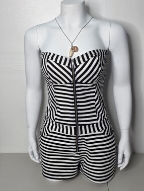 Mandee Black and White Striped Strapless Romper Size US/L